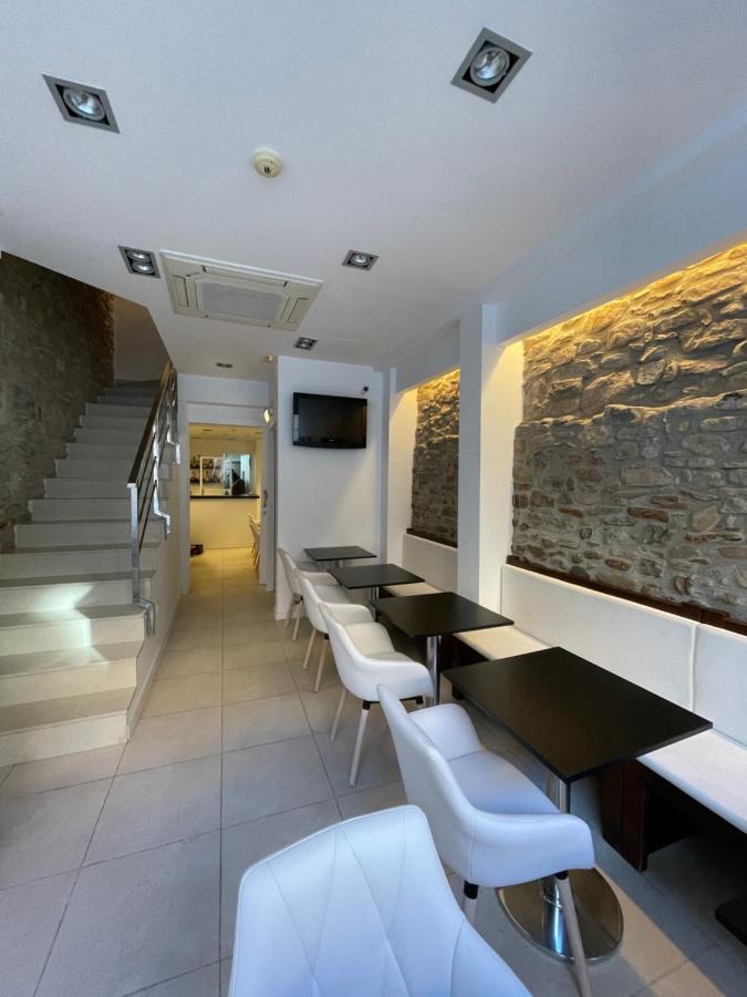Hostal Somnis Suria Extérieur photo
