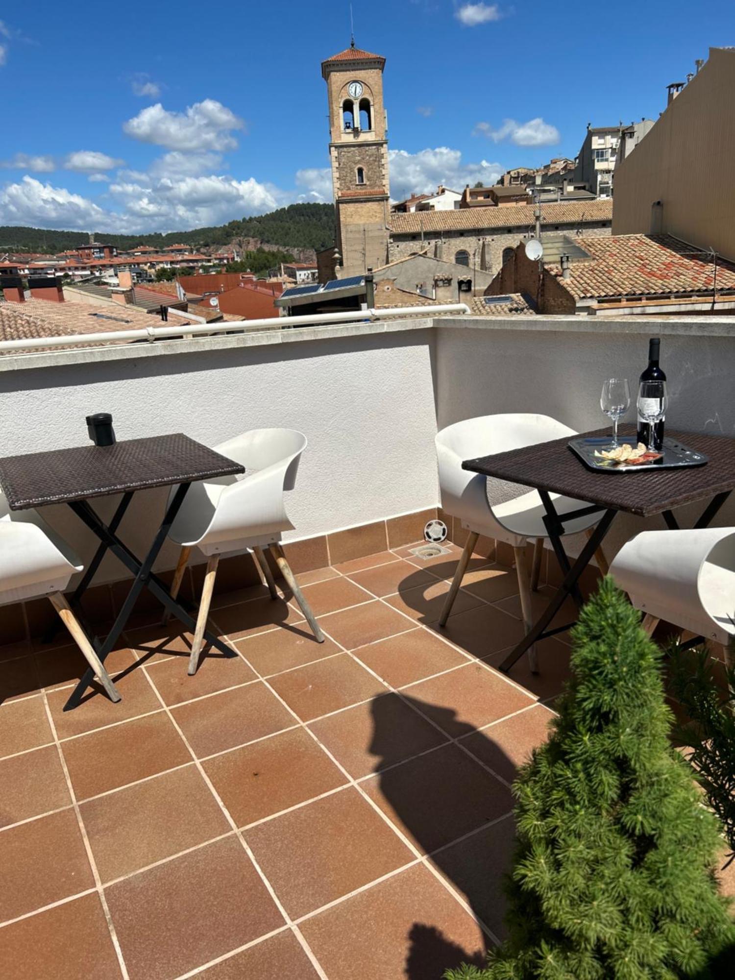 Hostal Somnis Suria Extérieur photo